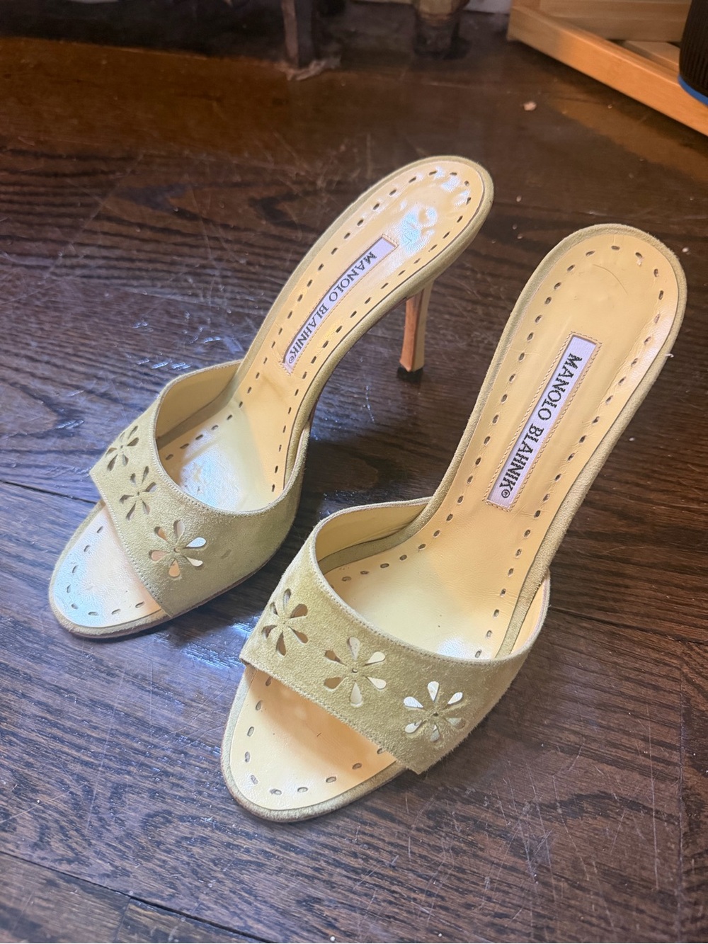 Manolo Blahnik Pale Yellow Suede Floral Cutout Mule Heels